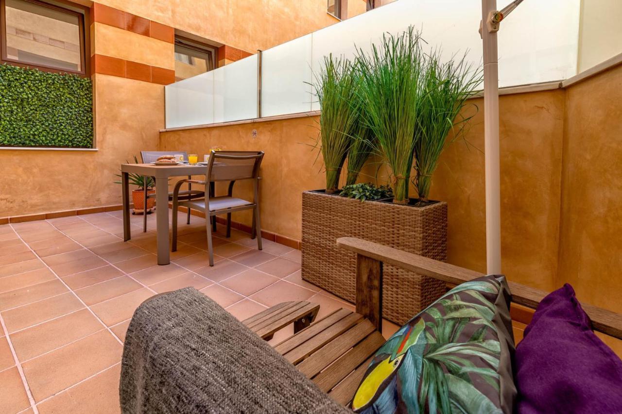 Sebastian Souviron Suites In Malaga By Solaga Holiday Homes מראה חיצוני תמונה