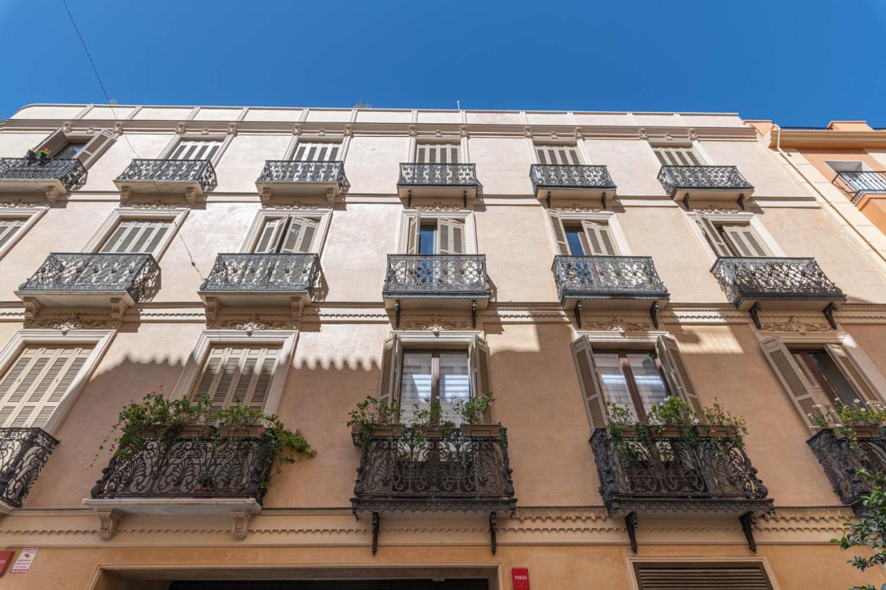 Sebastian Souviron Suites In Malaga By Solaga Holiday Homes מראה חיצוני תמונה